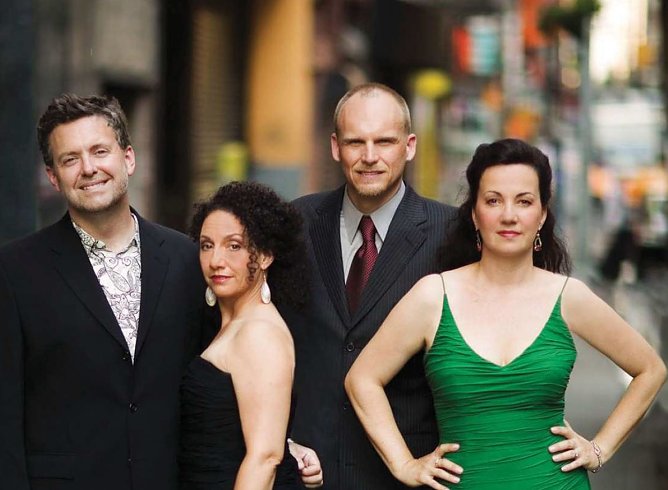 New York Voices (Foto: Agentur)