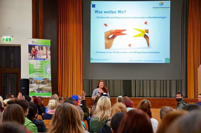 Auftakt im Audimax (Foto: Tina Bergknapp/FHN)