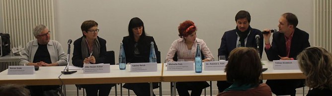 Wie kann das kulturelle Angebot erhalten werden - dar&uuml;ber wurde im B&uuml;rgersaal diskutiert (Foto: Angelo Glashagel)