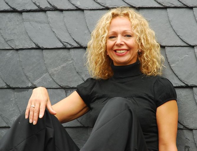 In der Mangel - Limbarth (Foto: Kühn) In der Mangel - Limbarth (Foto: Kühn)