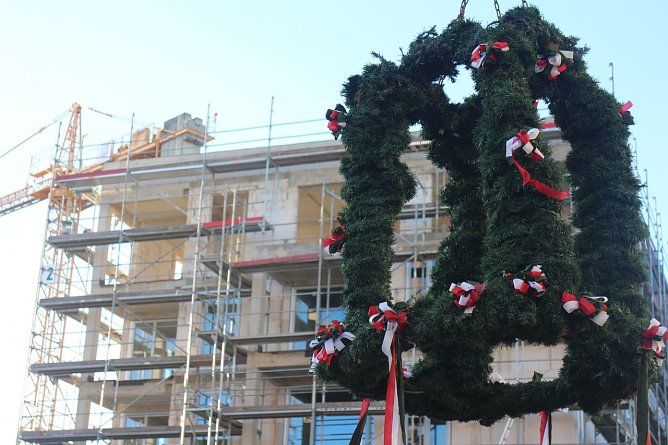 Richtfest in der Nordh&auml;user Semmelwei&szlig;stra&szlig;e (Foto: Angelo Glashagel)