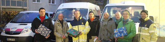 In den Morgenstunden machte sich der Diakonietransport in Richtung Rum&auml;nien auf den Weg (Foto: Angelo Glashagel)
