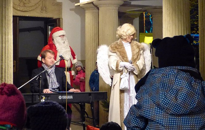 Gemeinsam singen (Foto: Birgit Susemihl) Gemeinsam singen (Foto: Birgit Susemihl)