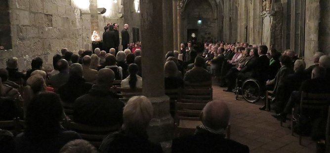 Konzert im Kreuzgang (Foto: nnz)