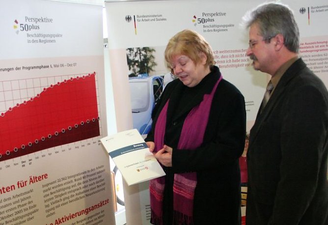 Ausstellung eröffnet (Foto: Piper) Ausstellung eröffnet (Foto: Piper)