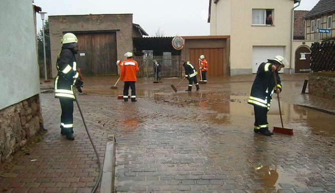 Görsbach unter Wasser (Foto: Gemeinde) Görsbach unter Wasser (Foto: Gemeinde)