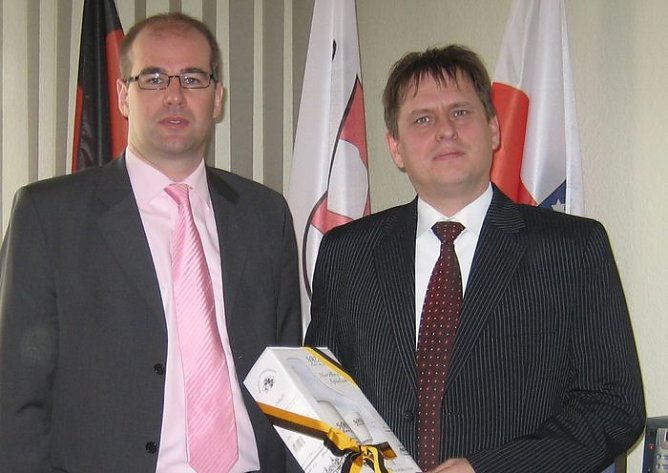 Gratuliert (Foto: psv) Gratuliert (Foto: psv)