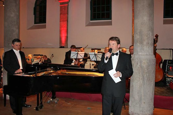 nnz/kn: Ballgefl&uuml;ster mit Premiere (Foto: Karl-Heinz Herrmann)