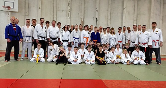 Neues aus der Kampfkunstschule Artern (Foto: W. Bank)