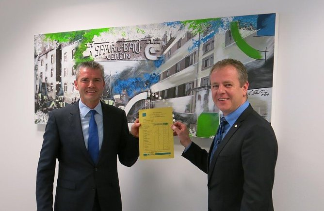 Johann Scheiblhuber, DKB Gesch&auml;ftsstellenleiter Erfurt und Steffen Loup, Finanzvorstand WBG (Foto: WBG S&uuml;dharz)