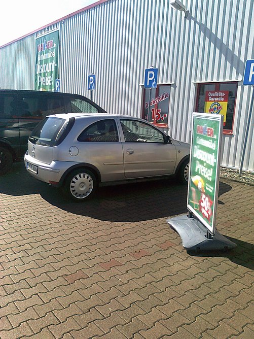 Forum: Behinderten Parkpl&auml;tze (Foto: Thomas Leipold)