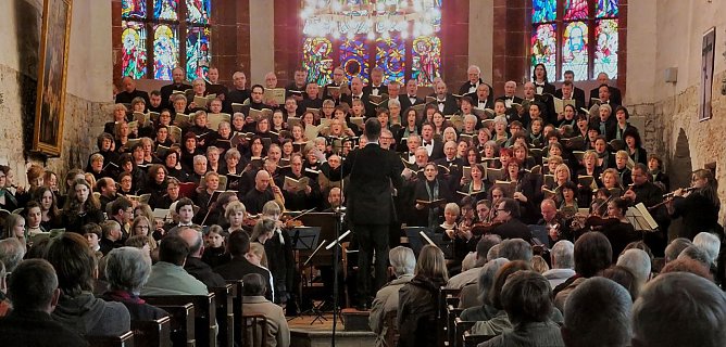 Nordh&auml;user Kantorei bei der Auff&uuml;hrung der Matth&auml;uspassion 2014 (Foto: Micheal Kremzow)