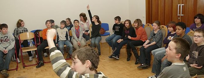 Vorlesen in der Schule (Foto: nnz)