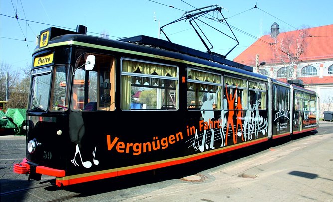 Hiermit sind Scholle und N&uuml;&szlig;le unterwegs: Schienenbistro (Foto: privat)