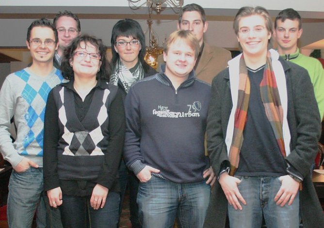 Der neue Vorstand (Foto: Schröter) Der neue Vorstand (Foto: Schröter)