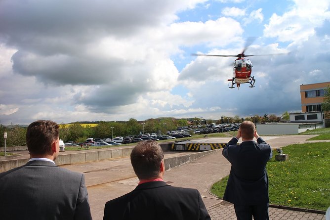 Christoph 37 hebt ab zum Einsatz (Foto: Angelo Glashagel)