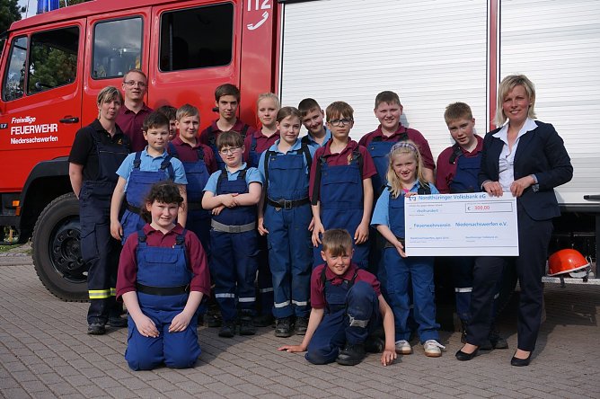 Jugendfeuerwehr NSW (Foto: Sandra Witzel) Jugendfeuerwehr NSW (Foto: Sandra Witzel)