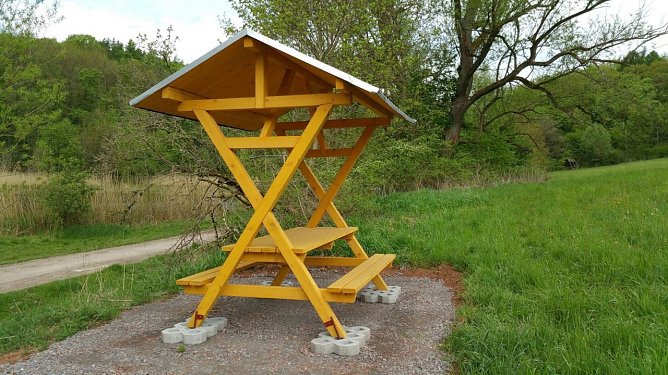 Die Waldsch&auml;nke war erst 2010 aufgestellt worden (Foto: Pressestelle Stadt Nordhausen)