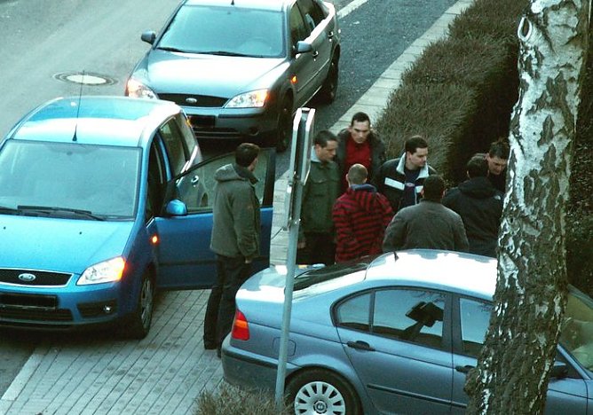 Bild der Festnahme des mutmaßlichen Räubers (Foto: nnz) Bild der Festnahme des mutmaßlichen Räubers (Foto: nnz)