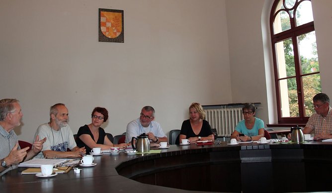 Abstimmungsrunde (Foto: J. Piper)