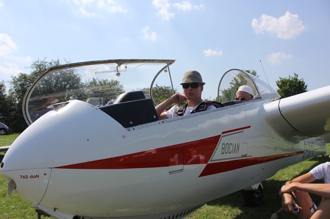 Landesjugendvergleichsfliegen Thüringen (Foto: Marion Haas) Landesjugendvergleichsfliegen Thüringen (Foto: Marion Haas)