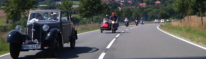 Der Ost-Klassikerclub Wolkramshausen startete zum Nordh&auml;user Altstadtfest wieder zu seiner Harzreise (Foto: Angelo Glashagel)