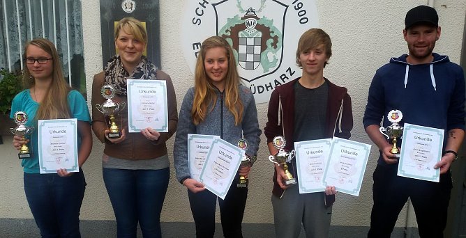 Michelle Zimmer, Cornelia Keller, Phibie Marie Schubert, Nick Kirchner, Kevin Engelmann (Foto: privat)