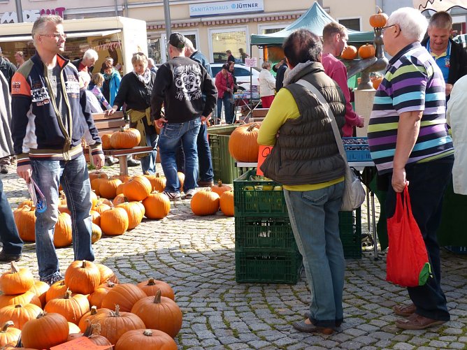 Kürbis- und Zwiebelmarkt (Foto: Andreas Heise) Kürbis- und Zwiebelmarkt (Foto: Andreas Heise)