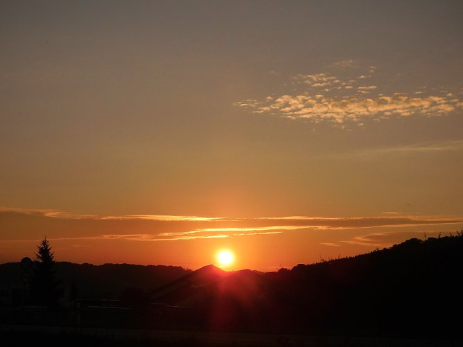 Abendsonne über Ilfeld am 04.10.2015 (Foto: Bernd Thielbeer) Abendsonne über Ilfeld am 04.10.2015 (Foto: Bernd Thielbeer)