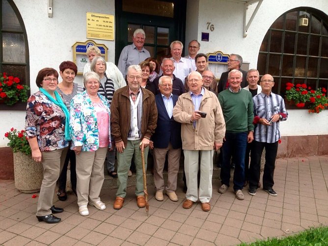 Klassentreffen in der Friedenseiche (Foto: J&uuml;rgen Mehne)