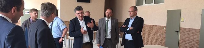 Matthias Jendricke (rechts) bei Begehung der HochTief-Immobile Anfang der Woche (Foto: Landratsamt Nordhausen)