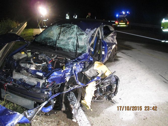 Ein folgenschwerer Unfall ereignete sich am Freitag auf der A38 (Foto: AUTOBAHNPOLIZEIINSPEKTION)