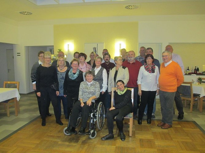 Klasse 4 d der POS 55 Jahre später (Foto: Ingrid Krug) Klasse 4 d der POS 55 Jahre später (Foto: Ingrid Krug)