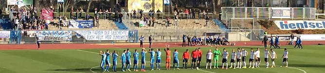 Gru&szlig; an die mitgereisten Fans (Foto: R. Wisse)