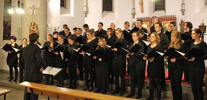 Erfolgreicher Auftakt von Werkstattkonzerten (Foto: Karl-Heinz Herrmann) Erfolgreicher Auftakt von Werkstattkonzerten (Foto: Karl-Heinz Herrmann)