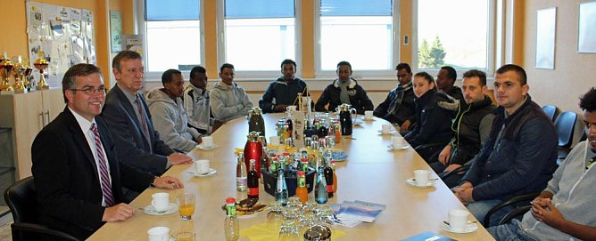 Brot und Lohn ist die beste Integration (Foto: Karl-Heinz Herrmann) Brot und Lohn ist die beste Integration (Foto: Karl-Heinz Herrmann)