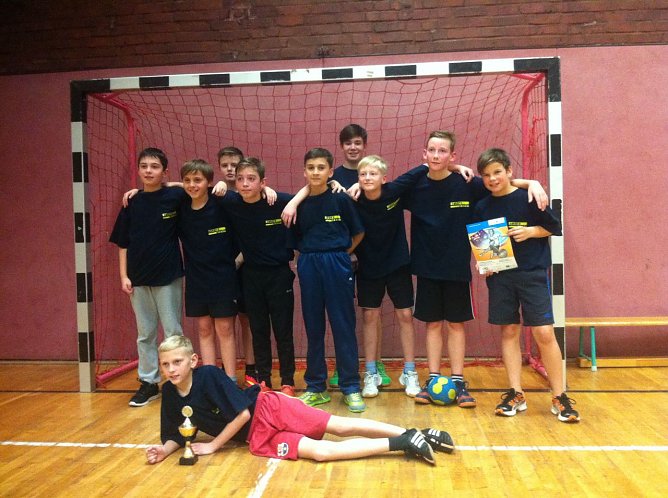 Im Handball traten jetzt die Nordh&auml;user Sch&uuml;lerinnen und Sch&uuml;ler gegeneinander an (Foto: Sabine Zahn)