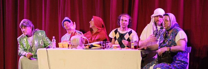 Das Krippenspiel mit Olaf Schubert sorgte im Theater Nordhausen wieder f&uuml;r ein volles Haus (Foto: Angelo Glashagel)