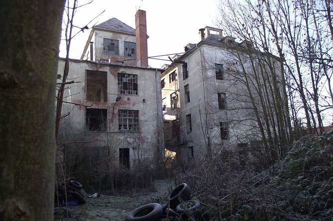 Bald wird das ehemalige Drei Streif-Gebäude nur noch Geschichte sein (Foto: Kurt Frank) Bald wird das ehemalige Drei Streif-Gebäude nur noch Geschichte sein (Foto: Kurt Frank)