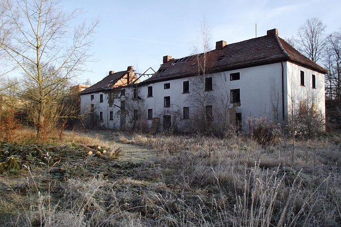 uch die Geisterhäuser um Umfeld der ehemaligen Kaffee-Fabrik fallen. (Foto: Kurt Frank) uch die Geisterhäuser um Umfeld der ehemaligen Kaffee-Fabrik fallen. (Foto: Kurt Frank)