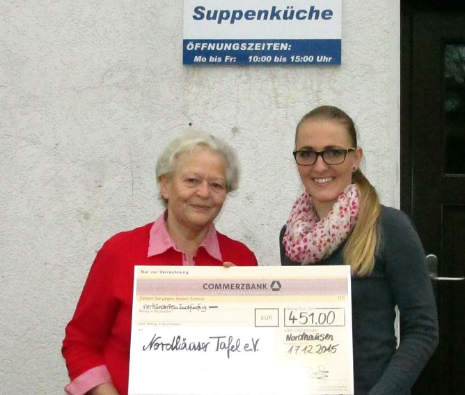 Spende &uuml;bergeben (Foto: privat)