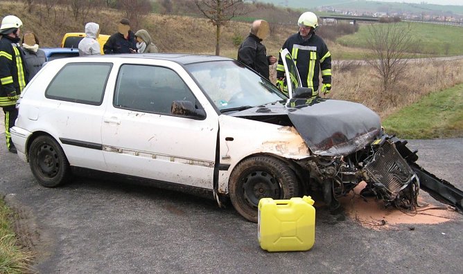 Unfall bei Elende (Foto: Feuerwehr Bleicherode)
