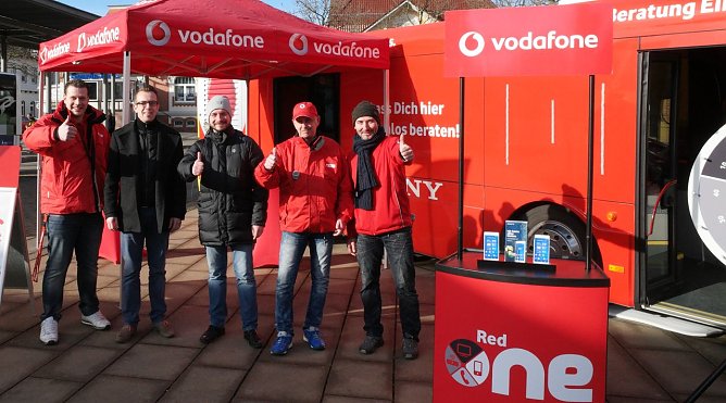 Bus am Bahnhof (Foto: nnz)