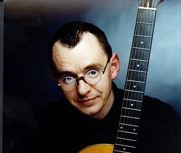 Hexenmeister der Gitarre - Frank Fr&ouml;hlich er&ouml;ffnet die Reihe "Tatort Kultur" in Nordhausen (Foto: Pressestelle Stadt Nordhausen)