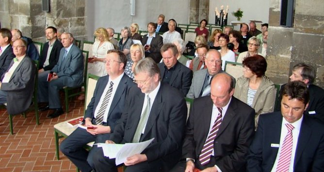 Auditorium in der Frauenberg-Kirche (Foto: J. Seifert) Auditorium in der Frauenberg-Kirche (Foto: J. Seifert)