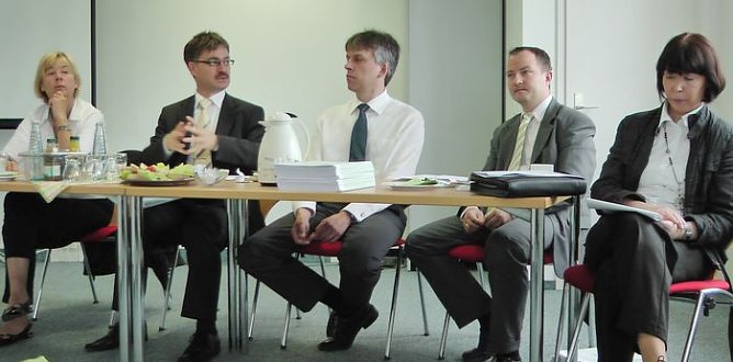 Zahlen pr&auml;sentiert (Foto: nnz)