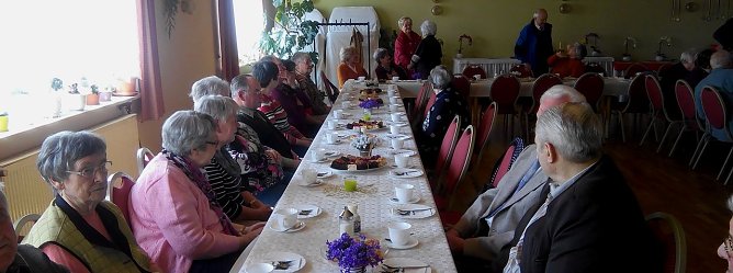 Mit Anhang fanden sich etwa 50 Personen im  Saal der Gastst&auml;tte Am Hagen ein. (Foto: Kurt Frank)