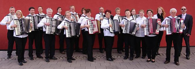 Akkordeonorchester in Friedrichsrode (Foto: Kunsthof Friedrichsrode) Akkordeonorchester in Friedrichsrode (Foto: Kunsthof Friedrichsrode)