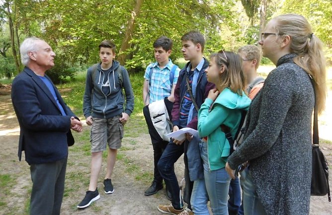 Im Gespr&auml;ch (Foto: privat)