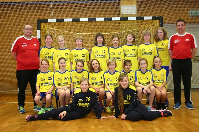 NSV-Mädchen mit Bronze-Schmuck (Foto: Uwe Tittel) NSV-Mädchen mit Bronze-Schmuck (Foto: Uwe Tittel)